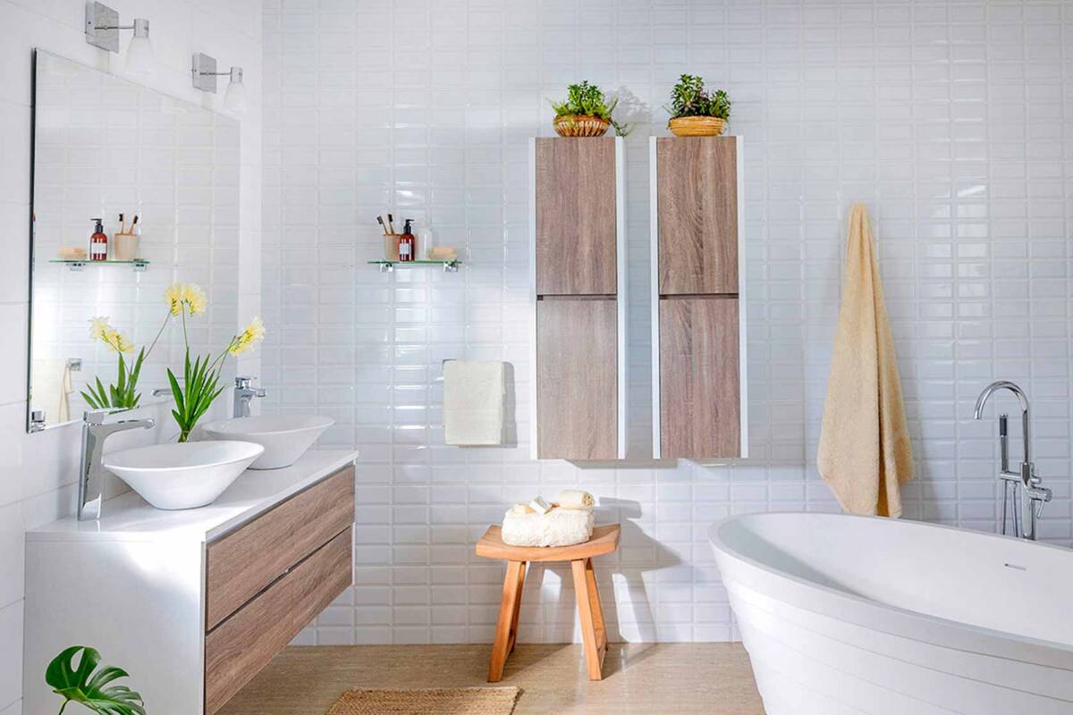 5 ideas para instalar repisas para baños pequeños