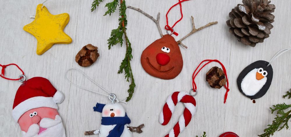 Conoce las 7 mejores decoraciones navideñas hechas con materiales reciclados
